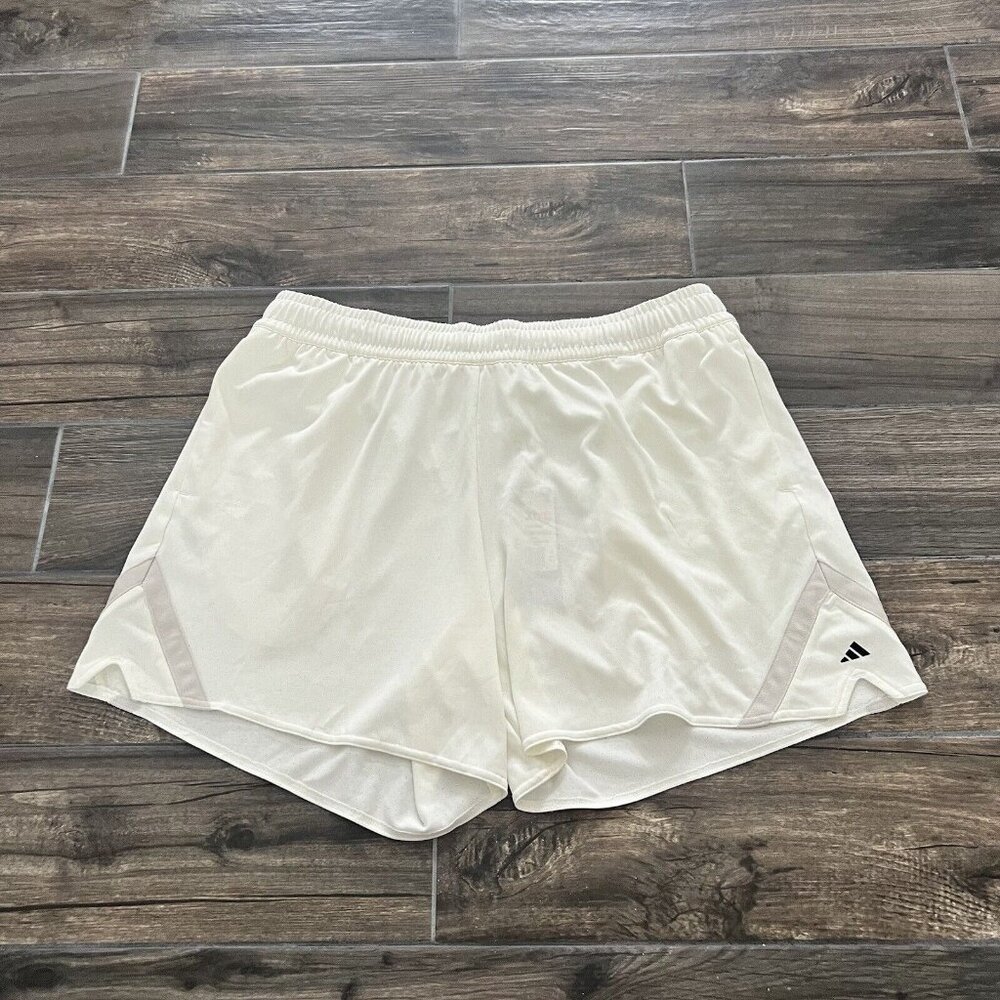 Women’s Adidas Basketball Shorts Beige W/ Vents Sz XL white Cream